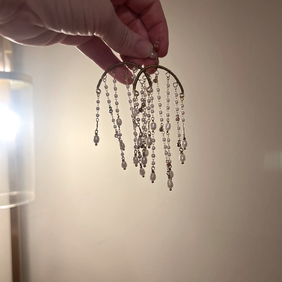 Anthropologie Pearl Waterfall Earrings - Picture 4 of 4
